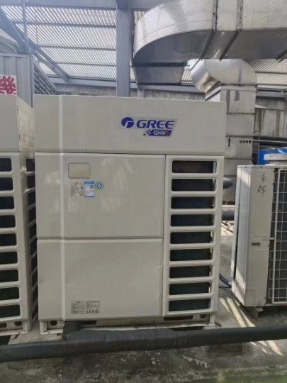 上海专业回收制冷设备，二手空调，冷冻机，价格高