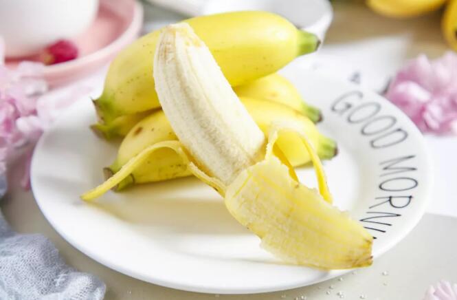 一女子每天吃香蕉皮，坚持一个月，结果…